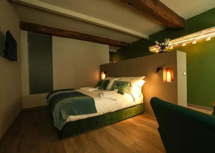 Sant'eufemia 30 Bed & Breakfast