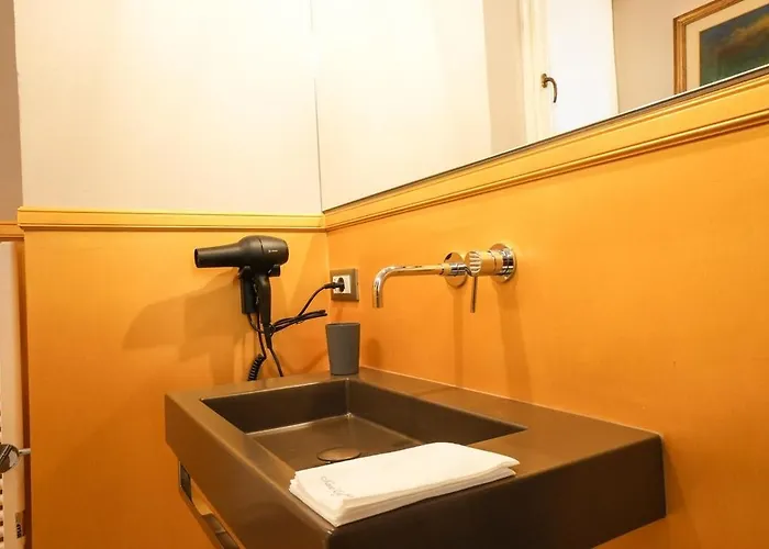 Sant'eufemia 30 4* Modena